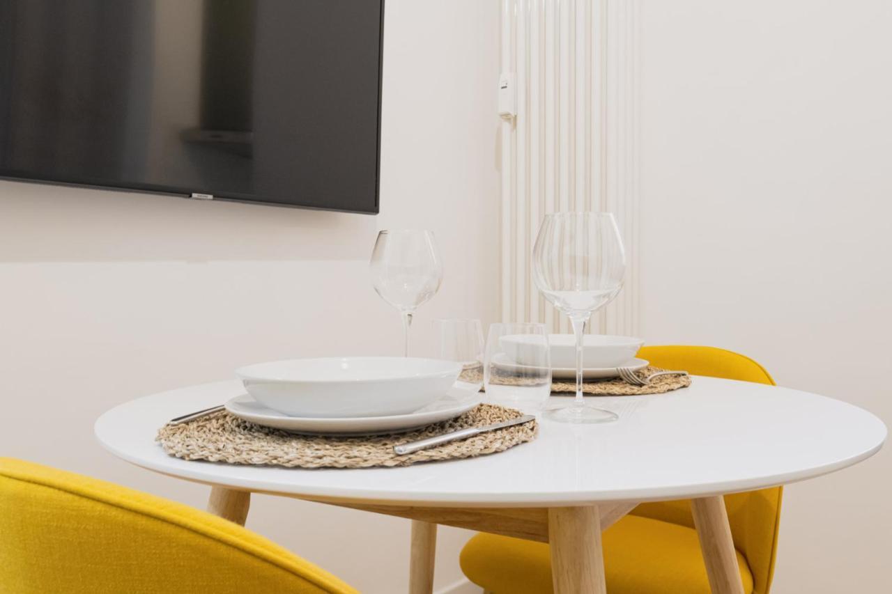 Easylife - Oasi Chic Pochi Passi Dai Navigli Apartman Milánó Kültér fotó