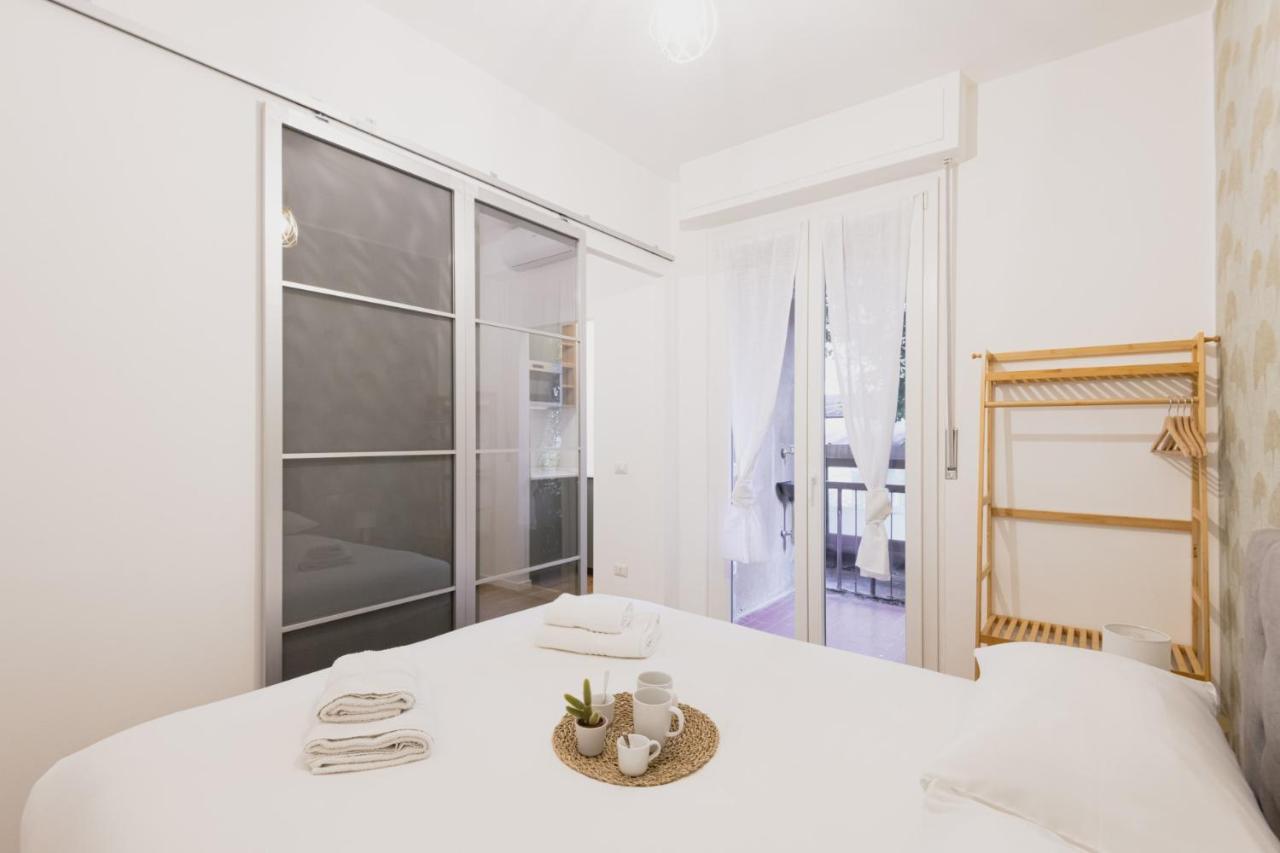 Easylife - Oasi Chic Pochi Passi Dai Navigli Apartman Milánó Kültér fotó