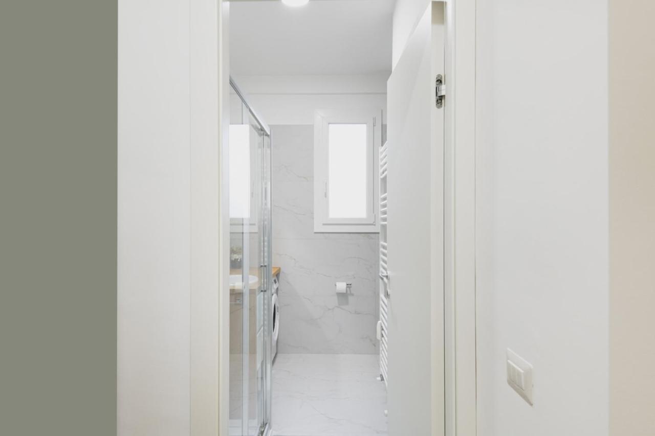 Easylife - Oasi Chic Pochi Passi Dai Navigli Apartman Milánó Kültér fotó