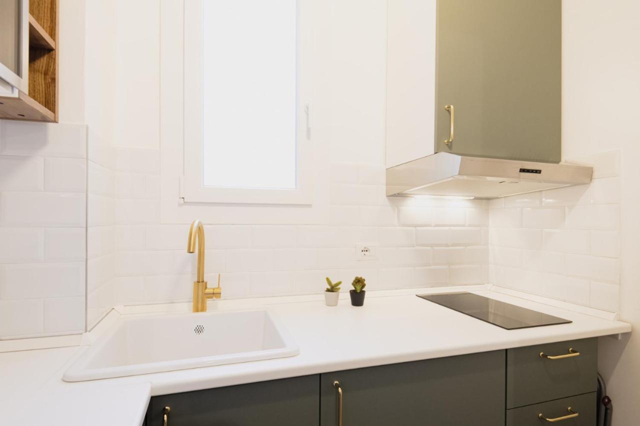 Easylife - Oasi Chic Pochi Passi Dai Navigli Apartman Milánó Kültér fotó