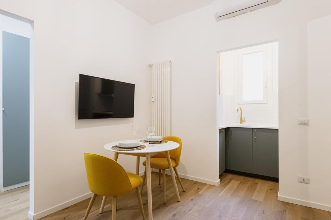 Easylife - Oasi Chic Pochi Passi Dai Navigli Apartman Milánó Kültér fotó